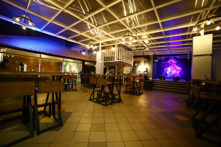 Rustic Roof Madhapur Hyderabad Restaurant